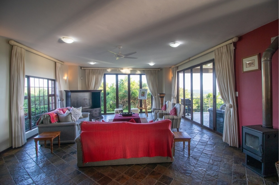 5 Bedroom Property for Sale in East London Rural Eastern Cape